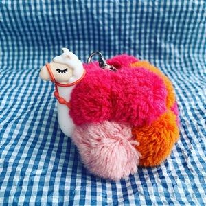 Bath & Body Works fluffy Llama pocketbac